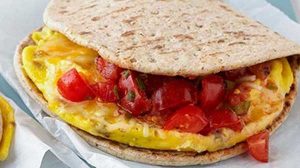 Read more about the article Scrambled Egg Flatbread Tacos