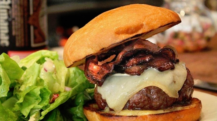 You are currently viewing Brown Sugar Hot Bacon – on a Burger!