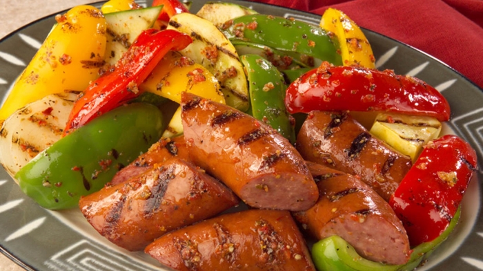 You are currently viewing Grilled Veggies and Smoked Sausage